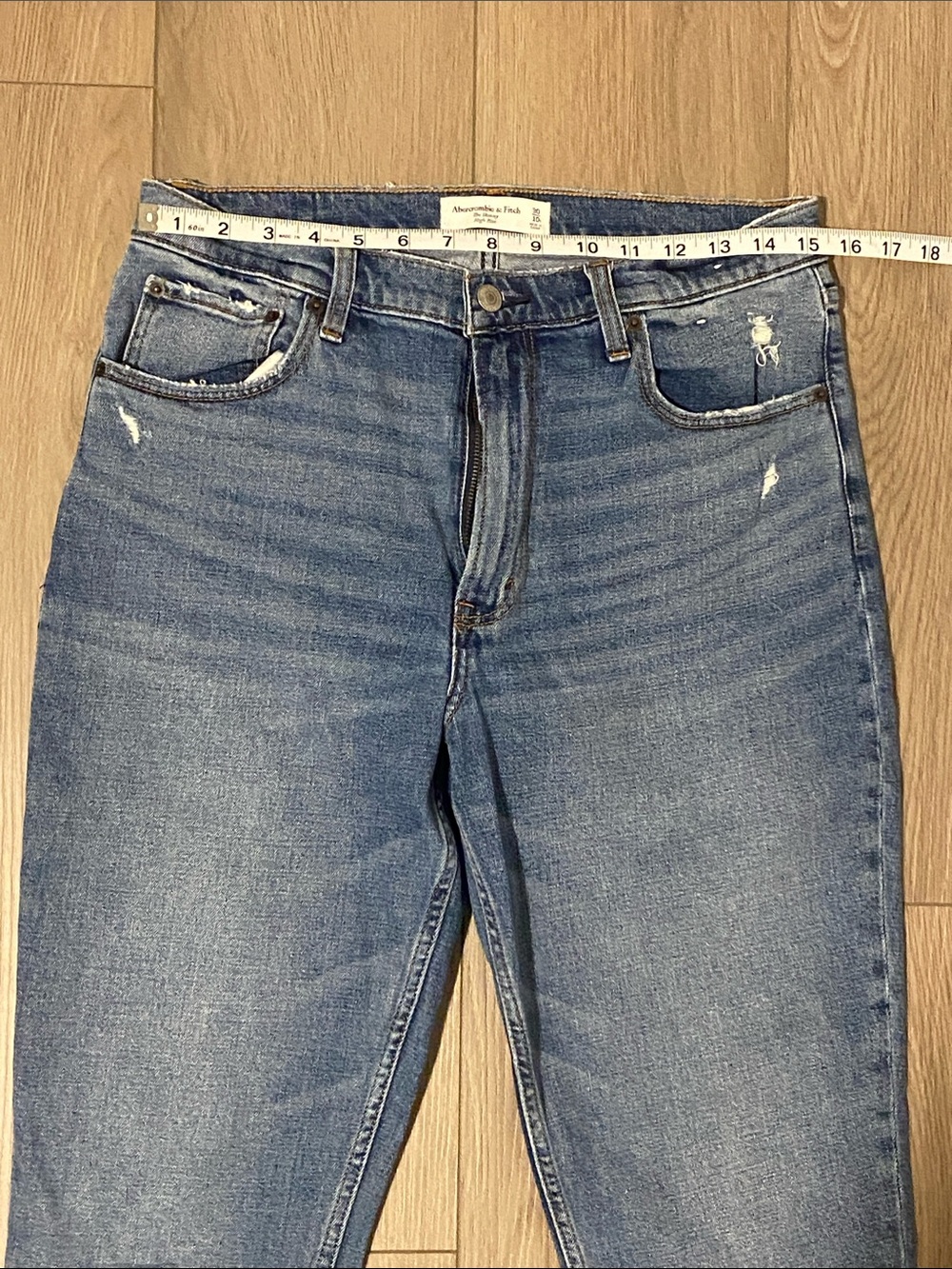 A&F The Skinny High Rise Jeans - Picture 11 of 14